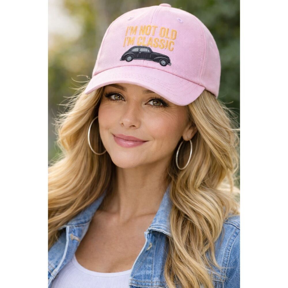 I’m Not Old I’m Classic Funny Vintage Car Pink Baseball Cap Adjustable